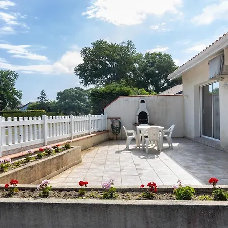 Holiday home Maison Proche *